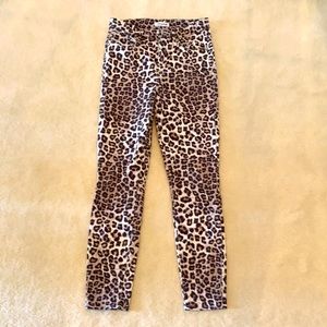 Animal print good American good waist crop jeans